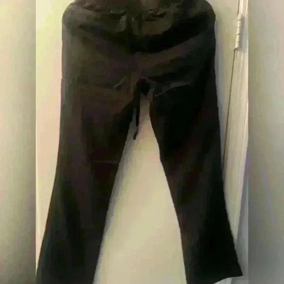 Grey’s Anatomy Scrub Pants - Picture 2 of 5